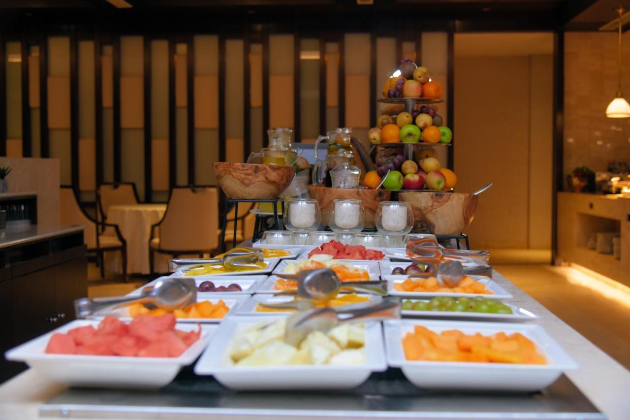 Bravia Hotel นีอาเมย์ ภายนอก รูปภาพ