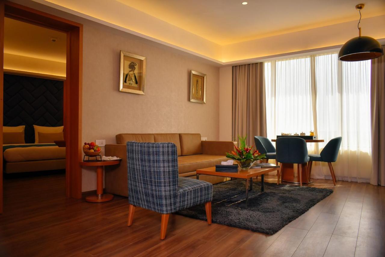 Bravia Hotel นีอาเมย์ ภายนอก รูปภาพ