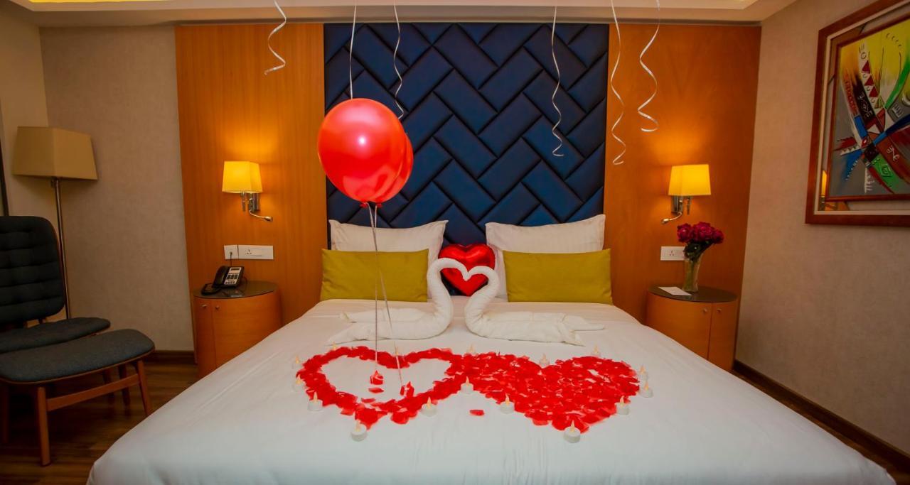 Bravia Hotel นีอาเมย์ ภายนอก รูปภาพ